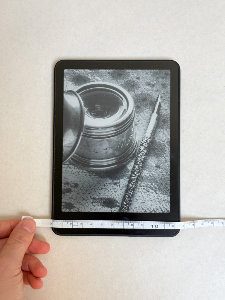 Creating your pattern - sew a cute pouch for your electronics